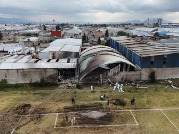Small Aircraft Crashes During Emergency Landing in Central Mexico, Seven Killed