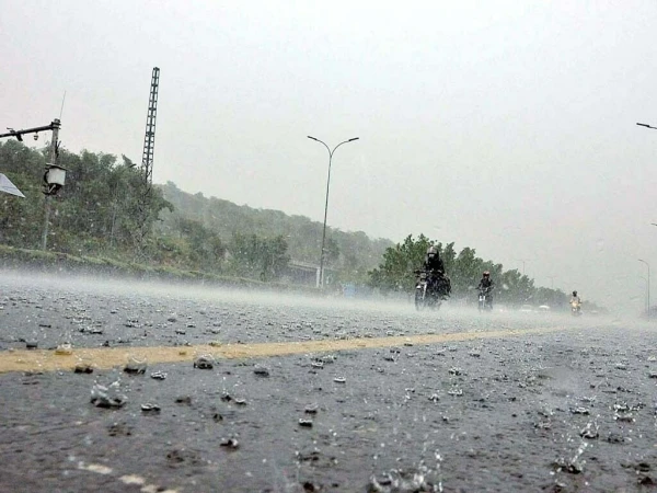 Rain Brings Pleasant Weather to Balochistan, Hope for Drought Relief