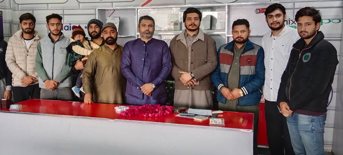 Samir Electronics Fulfills Free Umrah Promise