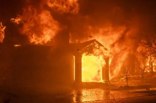 Fire Breaks Out in Locked House in Gujrat, Rescued in Time by Rescue 1122