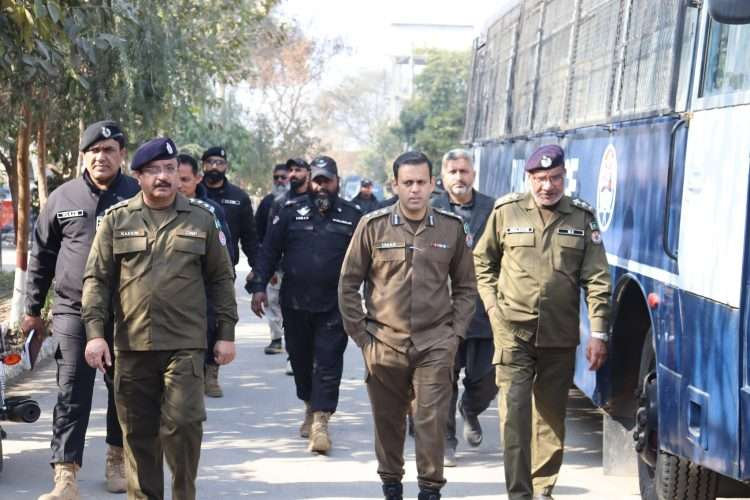 Gujrat Police Kill Two Notorious Inter-District Robbers in Operation