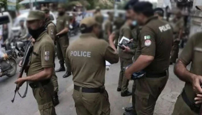 Another Police Encounter in Gujrat: Wanted Criminal Zeeshan Babar Killed by Associates’ Firing