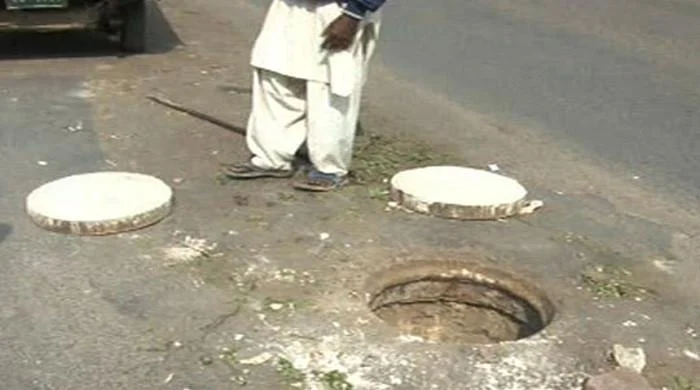 Three-Year-Old Girl Falls into Open Sewer in Sarai Alamgir, Rescued by Locals
