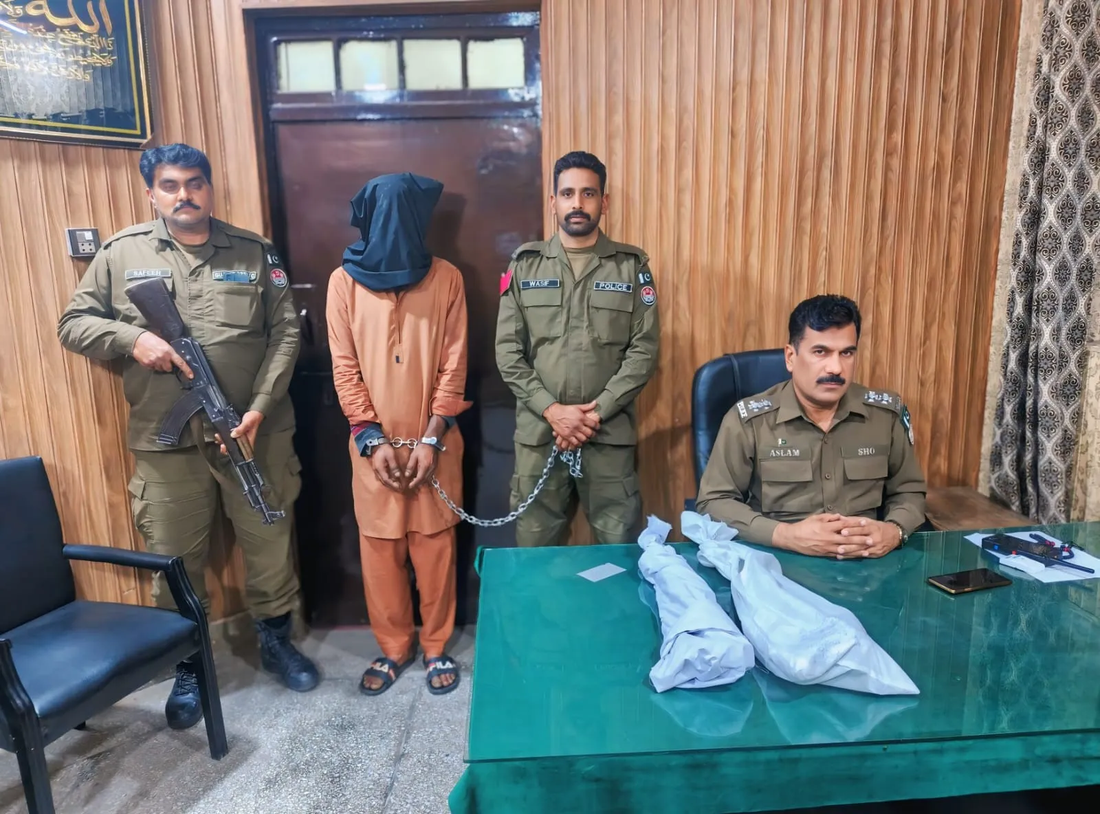 Dangerous Proclaimed Offender Arrested in Dinga, Weapons Recovered