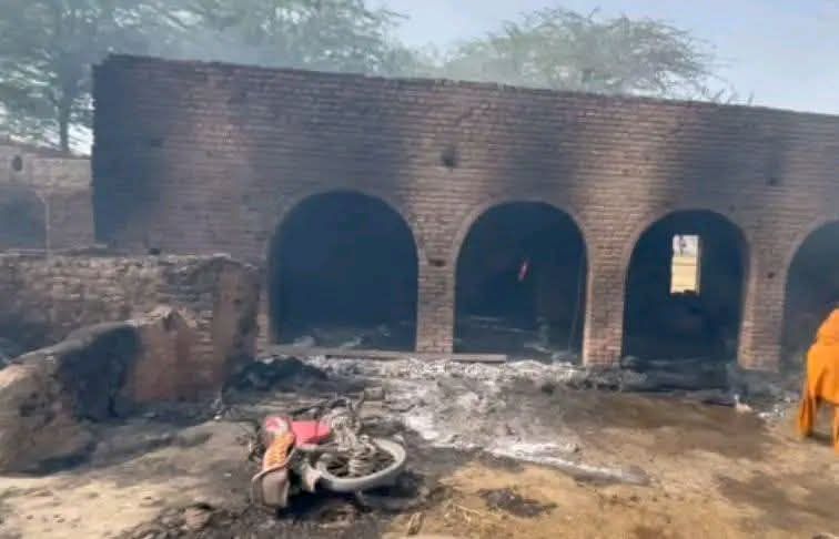 Village torched in Sindh after dispute over love marriage