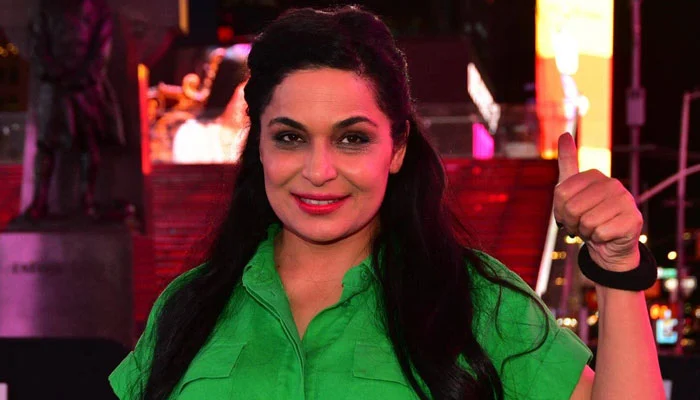 Meera says she also deserves respect and love from audiences