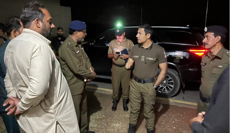 DPO Gujrat Reviews Muharram Security Arrangements at Imambargahs
