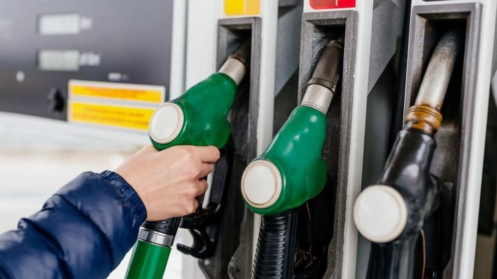 Government Announces Further Relief as Petrol Price Reduced by Rs4 Per Litre