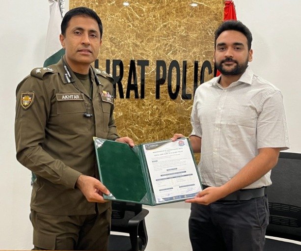Gujrat Police Announces Free Dental Treatment for Families of Fallen Officers