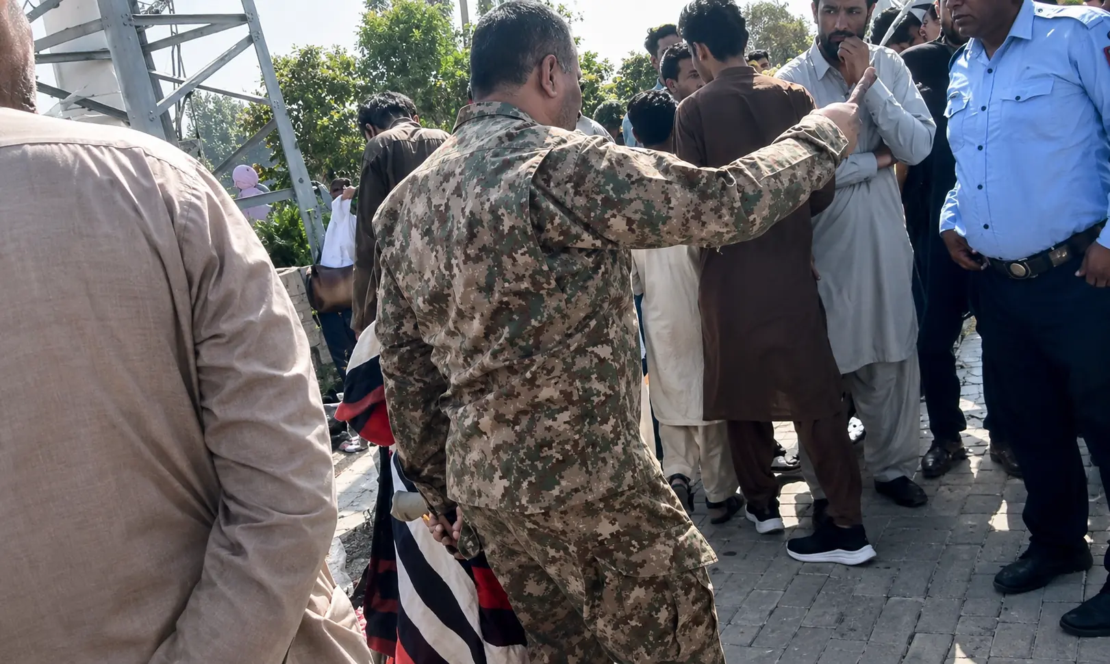 MILITARY OFFICER TAKEN INTO CUSTODY AFTER FIRING AT ISLAMABAD UNIVERSITY CAMPUS